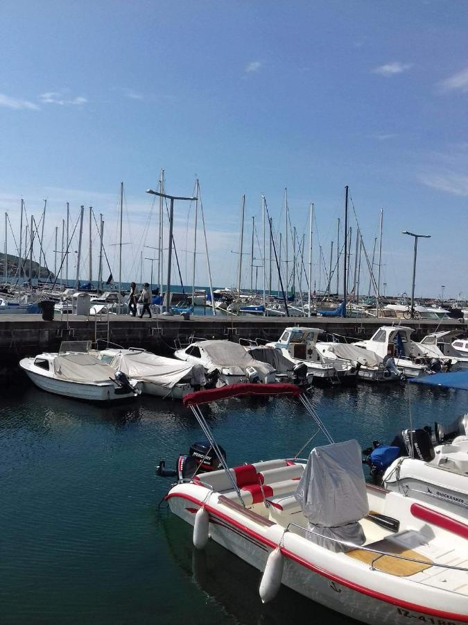 Apartment Sara Capodistria Esterno foto